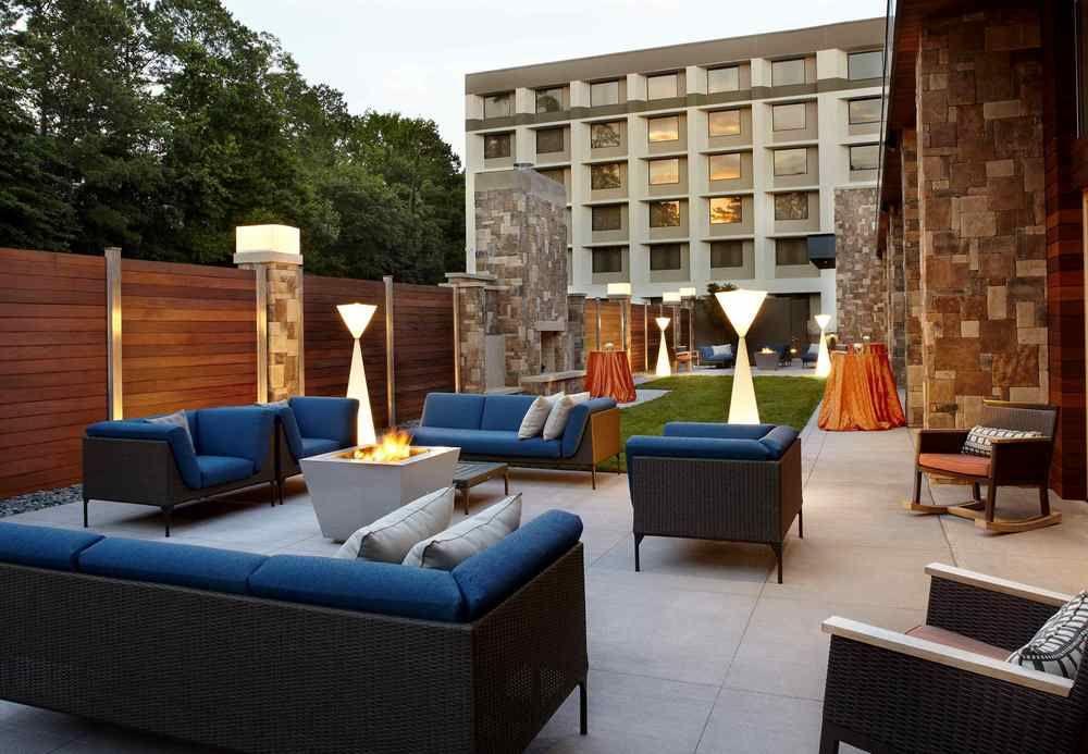 Raleigh Marriott Crabtree Valley Exterior photo