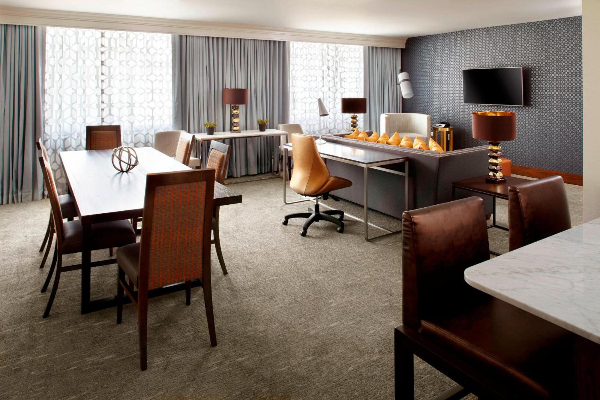 Raleigh Marriott Crabtree Valley Exterior photo