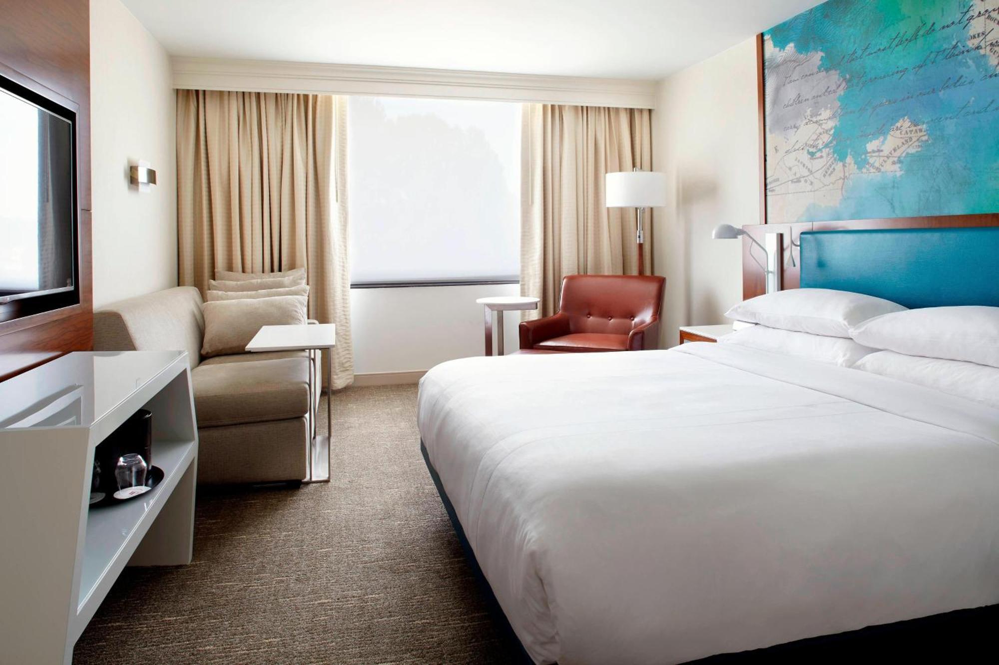 Raleigh Marriott Crabtree Valley Exterior photo