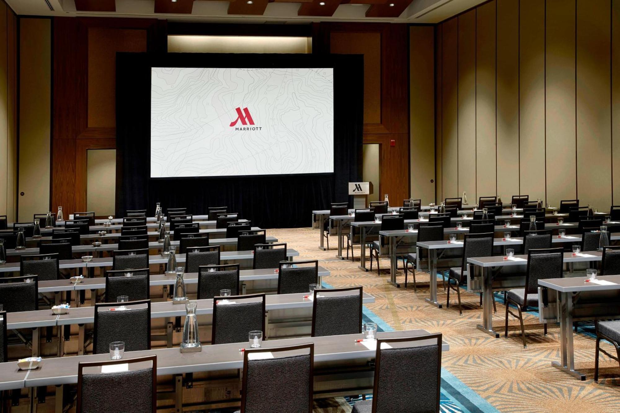 Raleigh Marriott Crabtree Valley Exterior photo