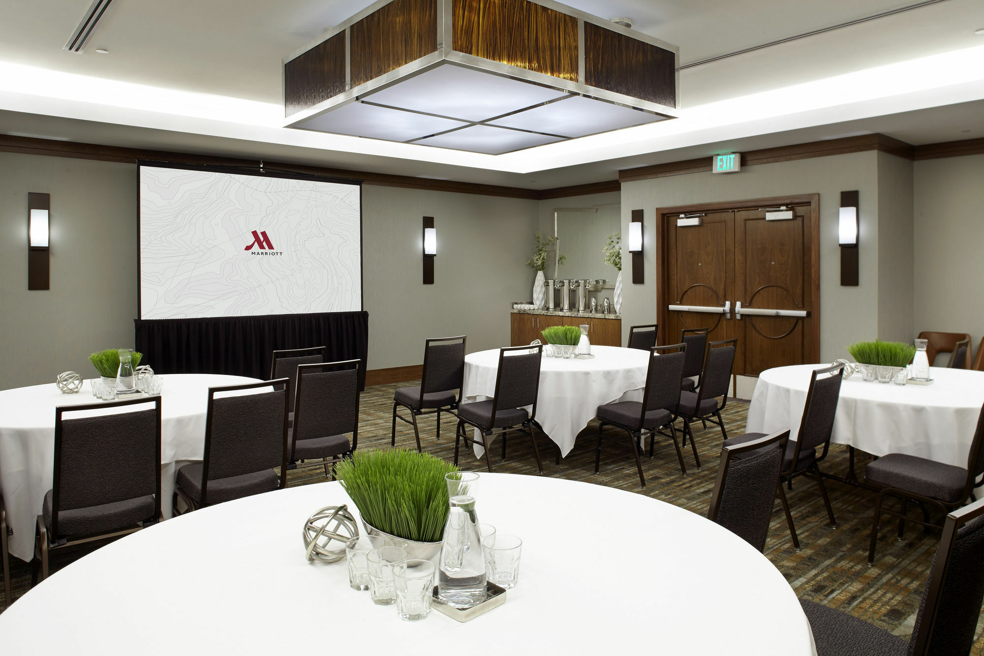 Raleigh Marriott Crabtree Valley Exterior photo